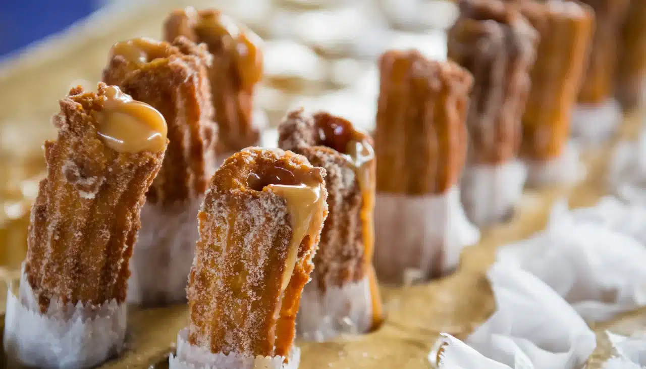 Os 8 Principais Tipos de Comida de Rua ao Redor do Mundo - Receitas Agora - Churros