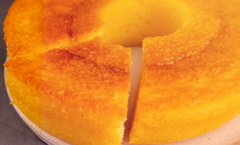 Receita Tradicional de Bolo de Milho Cremoso: Passo a Passo