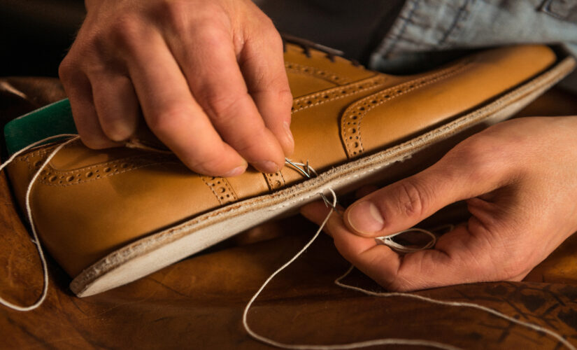 Dicas Infalíveis Para Renovar Sapatos Gastos em Casa