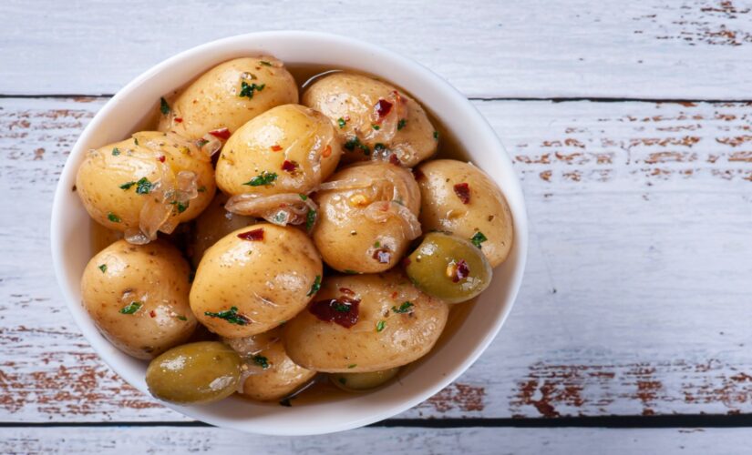 Mini Batatas em Conserva para um Aperitivo Delicioso