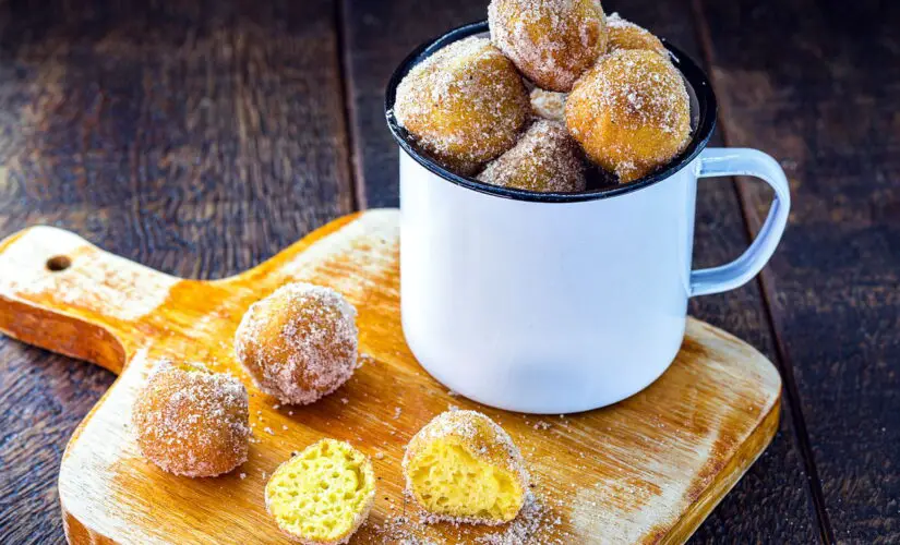 Bolinho de Chuva com Banana