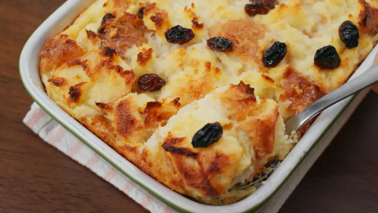 Pudim de Pão Caseiro: A Receita Simples que Conquista Corações