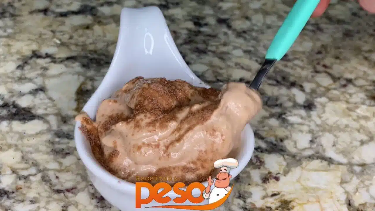 Como Fazer Sorvete com 3 Ingredientes em 10 Minutos