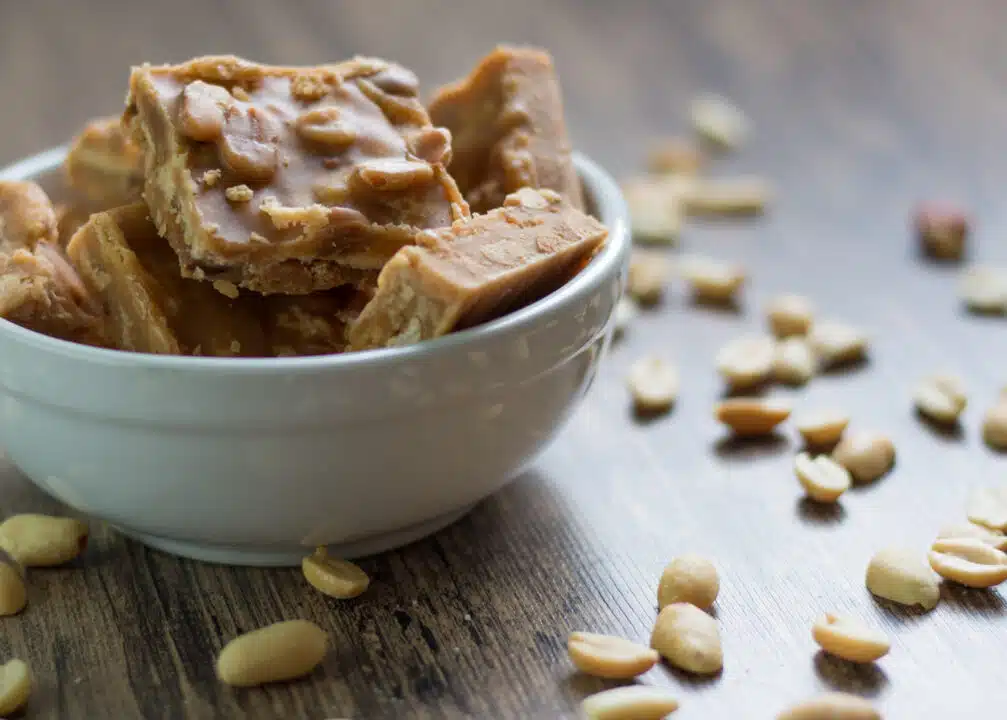 Receita Caseira de Doce de Leite com Amendoim em Pedaços