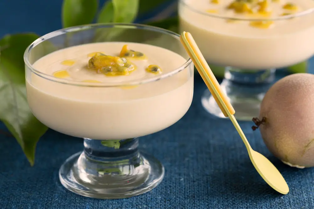 Mousse de Maracujá: Sobremesa Leve e Refrescante para o Verão
