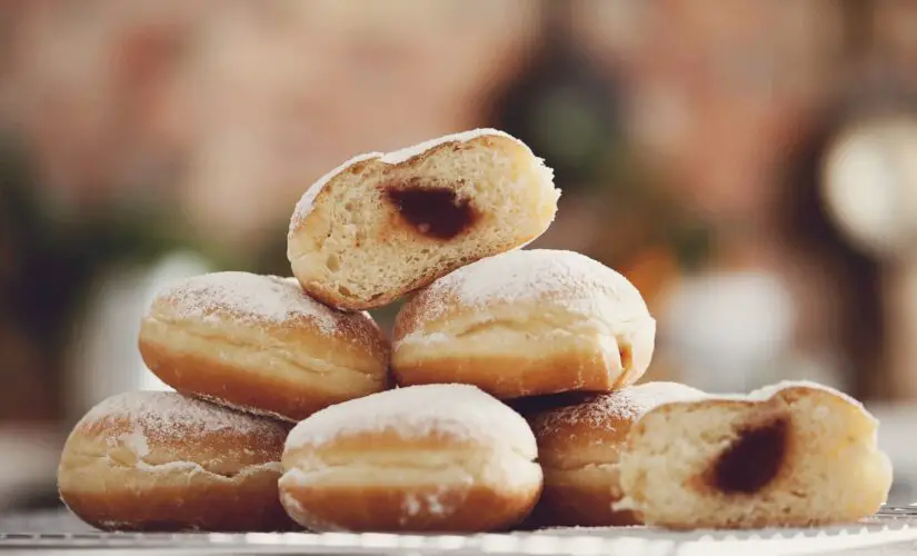 receita de Sonhos com Goiabada