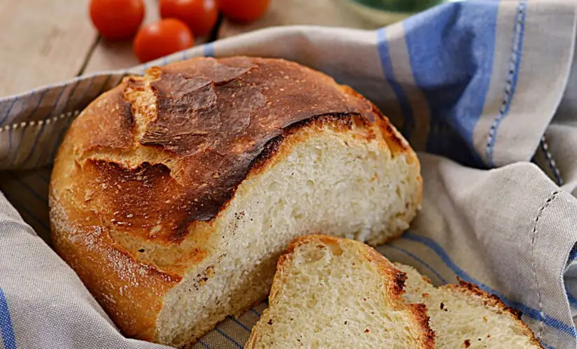 Pão de Liquidificador Rápido e Fácil com Passo a Passo