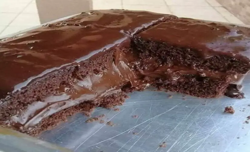 Receita Fácil de Bolo de Chocolate Feito no Liquidificador