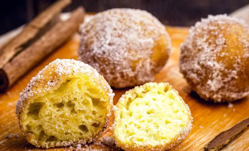 A Melhor Receita de Bolinho de Chuva com Fubá que Você Vai Encontrar