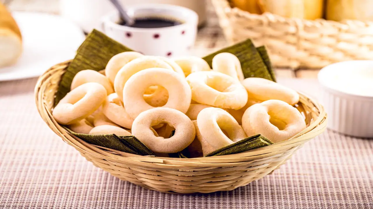 Receita de Biscoito de Polvilho Crocante: Passo a Passo Fácil