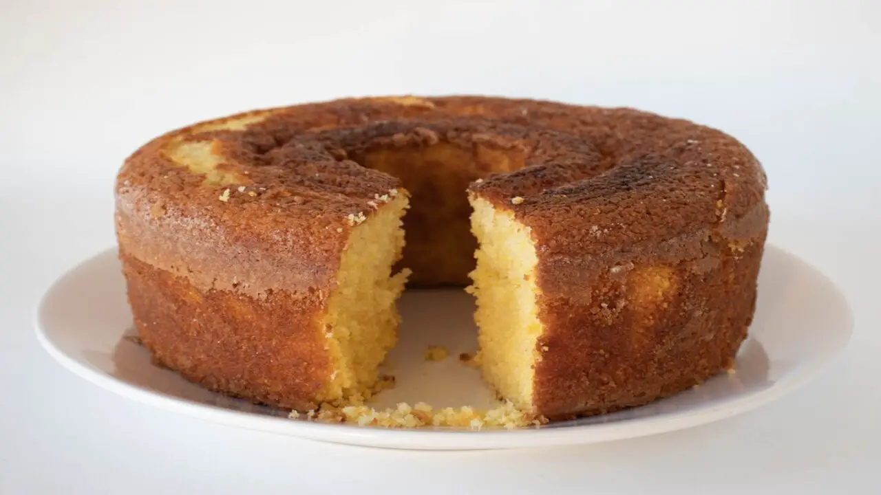 Como Fazer o Melhor Bolo de Fubá com Maizena em Casa