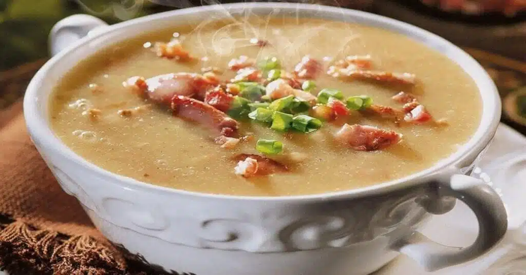 Como Fazer Caldo de Mandioca com Bacon Perfeito