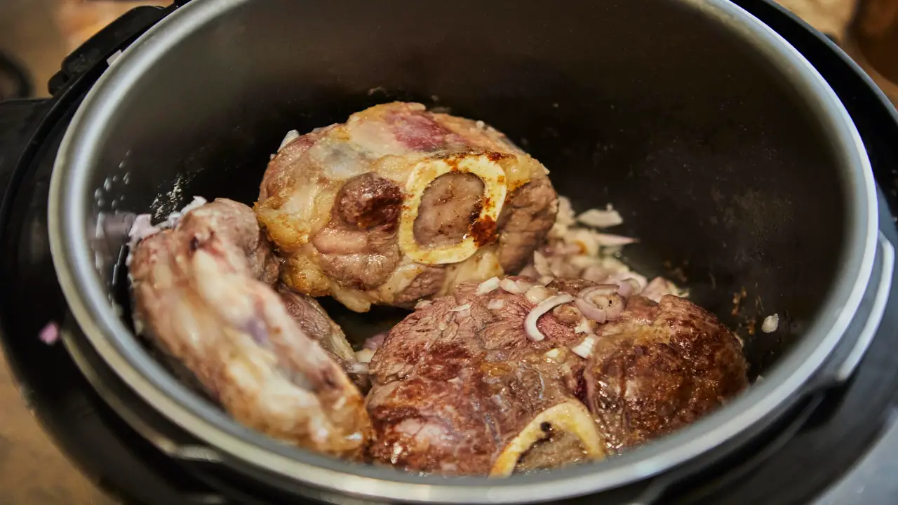 Aprenda a Fazer Carne Assada na Panela de Pressão Perfeita