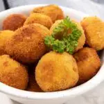 Bolinho de Camarão