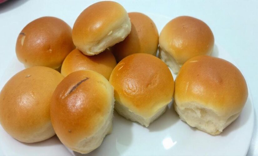 Receita de Pão Caseiro Fofinho com Ingredientes Simples