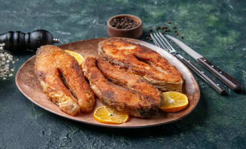 Receita de Peixe Frito Crocante para a Ceia de Natal