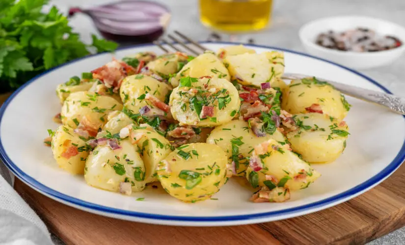 Receita de Salada de Batata para Ceia de Natal: Fácil e Saborosa