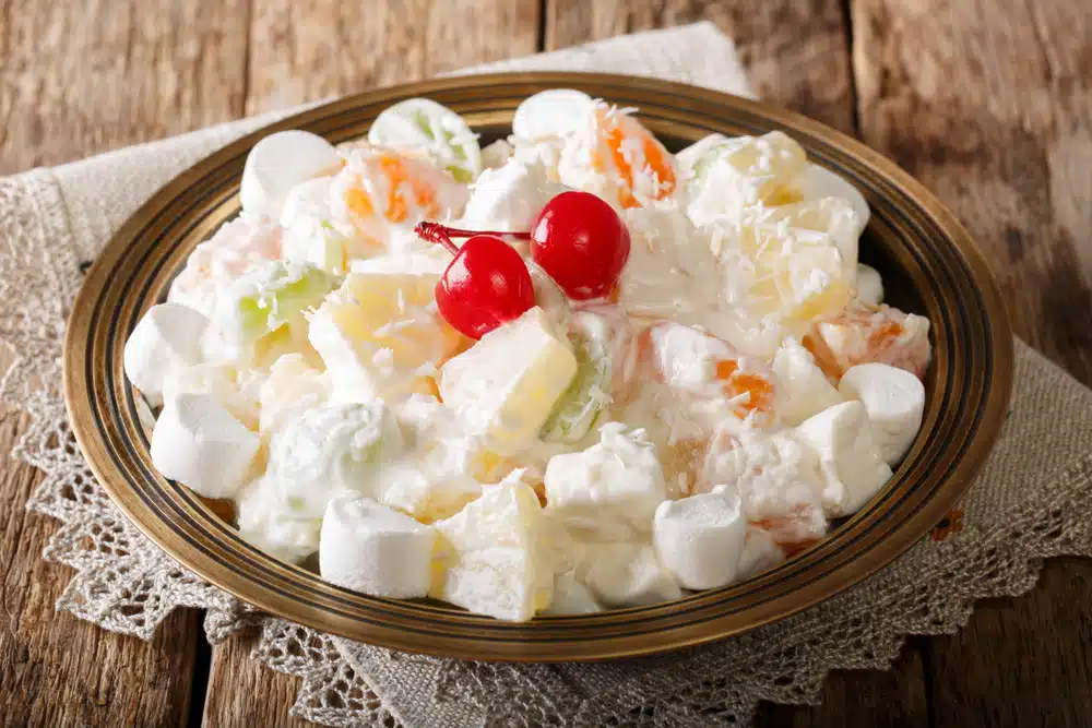 Salada de Frutas com Iogurte para Transformar Seus Momentos em Deliciosas Celebrações!