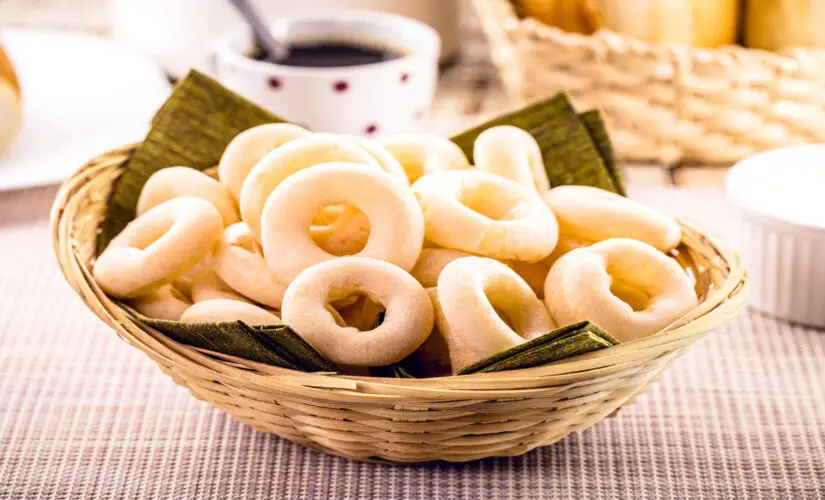 Receita de Biscoito de Polvilho Crocante: Passo a Passo Fácil