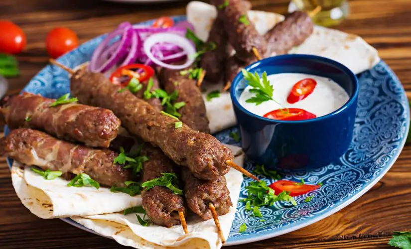 Receita de Kafta ao Forno que aprendi com meu pai