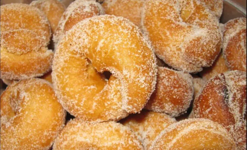 Rosquinhas da vovó ficam prontas em só 20 minutinhos vem ver