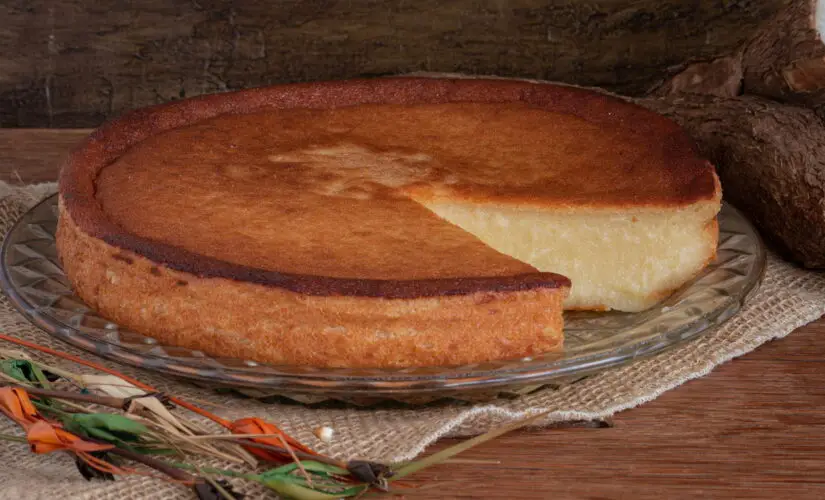 Bolo de Mandioca Crua Cremoso com essa Receita Tradicional e Irresistível