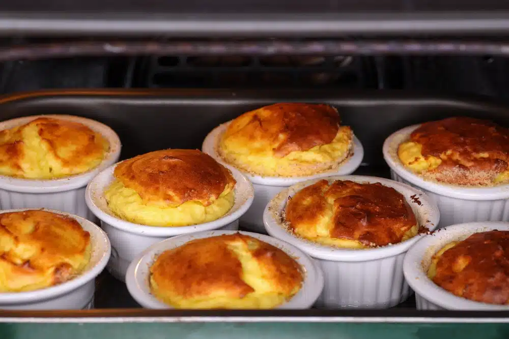 Suflê de Queijo Pecorino Caseiro: Sofisticação em Sua Cozinha