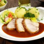 Pernil Assado com Batatas: Uma Sinfonia de Sabores Para Encantar seu Paladar!