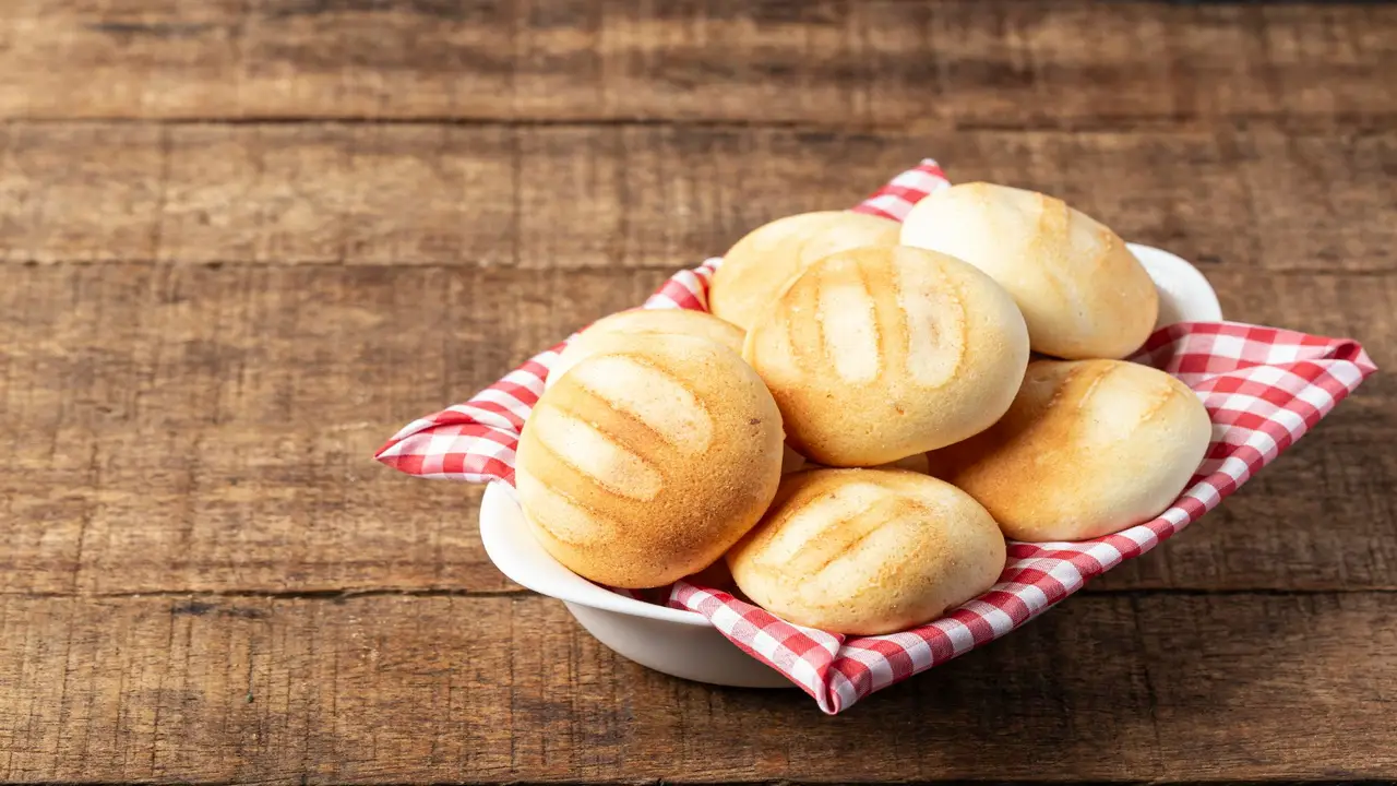 Prepare Pãozinho de Liquidificador com Ingredientes Simples