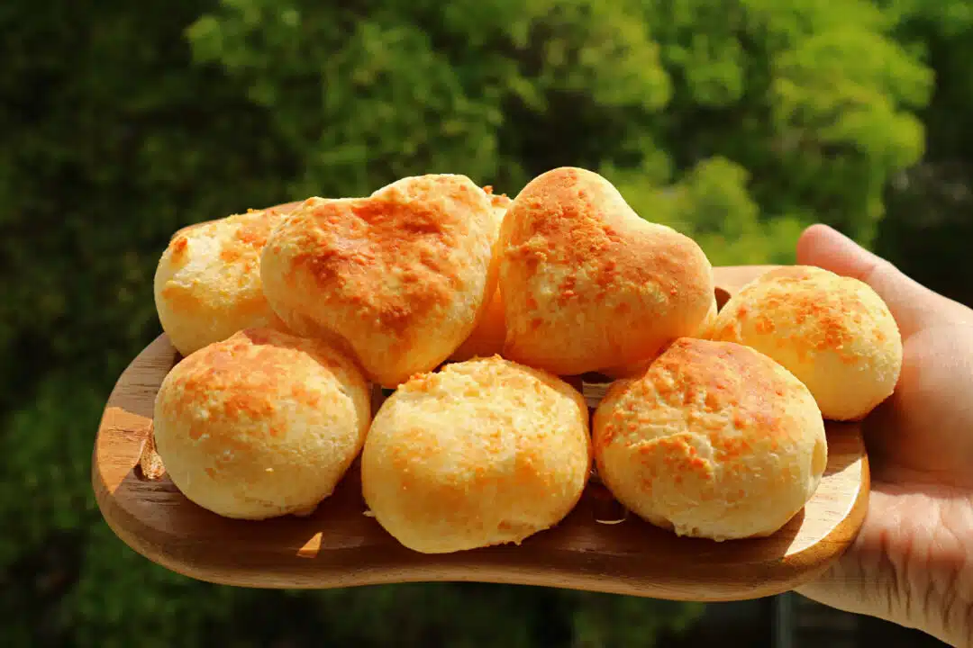 Pão Caseiro de Queijo para um café da manhã inesquecível