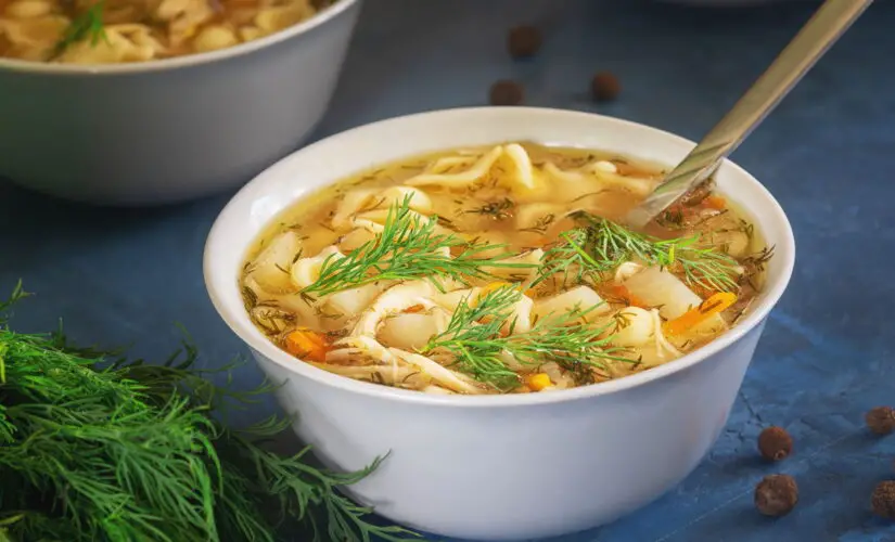 Sopa de Macarrão com Batata