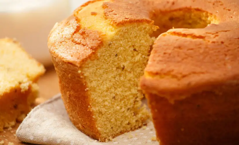 Receita de Bolo de Fubá Fofinho e muito Irresistível