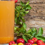 Suco de Acerola para Aumentar a Imunidade e Como Consumir da Maneira Certa
