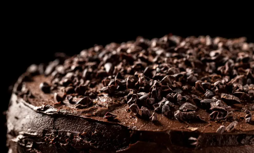 O Melhor Bolo de Chocolate Caseiro Bem Fofinho e Delicioso