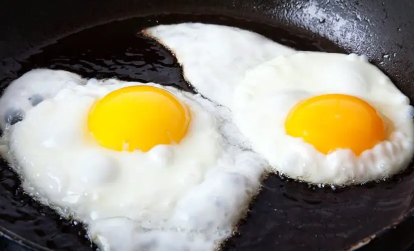 Fritando OVO SEM GRUDAR na panela, aprenda o SEGREDO