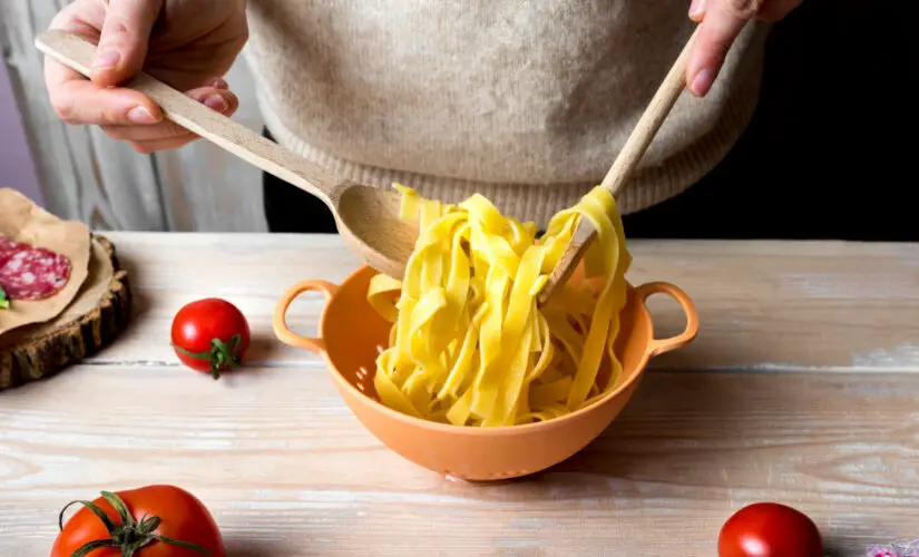 Receita de Macarrão Simples para um Almoço Rápido
