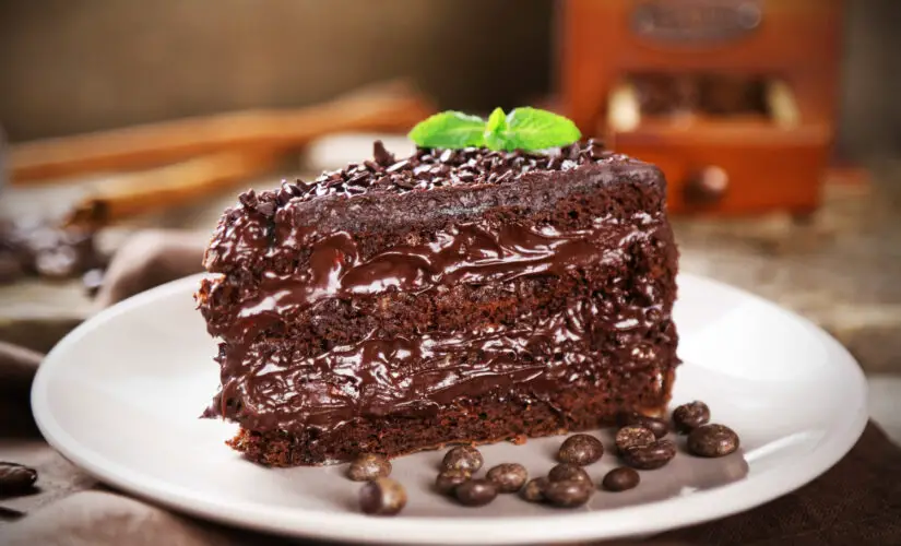 Receita de Bolo de Chocolate com Água Quente que Derrete na Boca