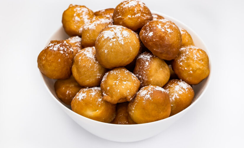 Receita de Bolinho de Chuva com Açúcar e Canela