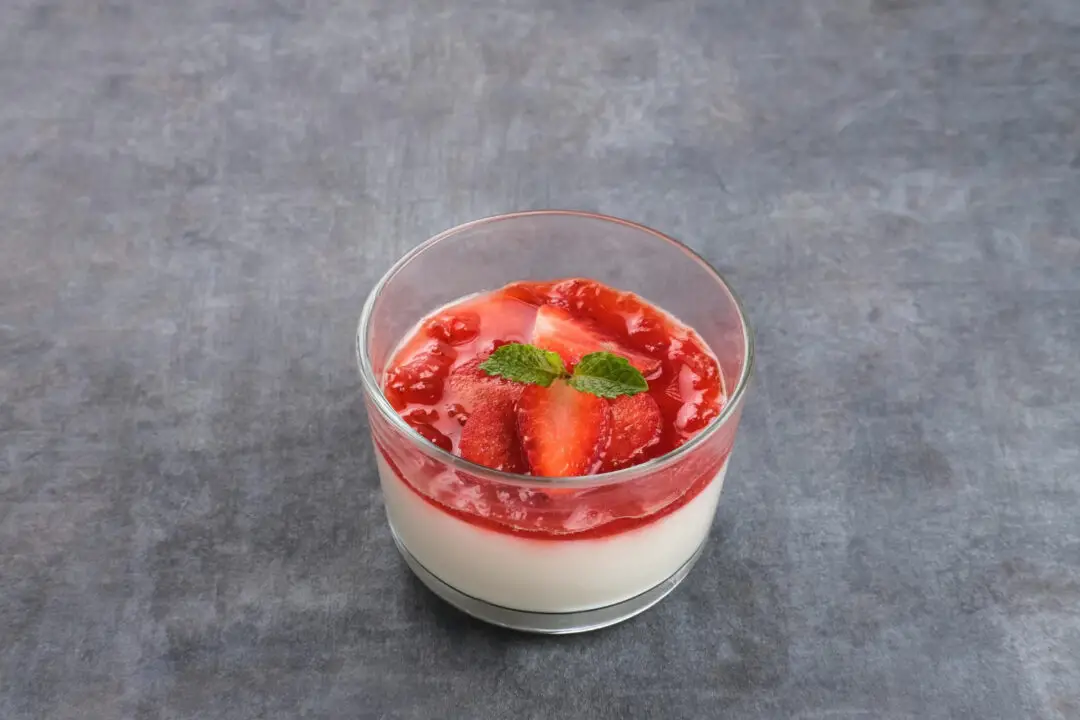 Aprenda a Fazer Panna Cotta Perfeita em Poucos Passos