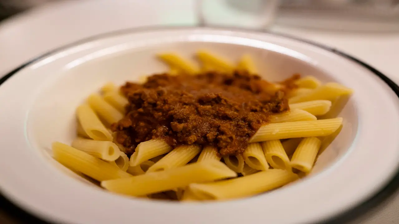 Macarrão de Panela de Pressão com Carne Moída: Rápido e Saboroso