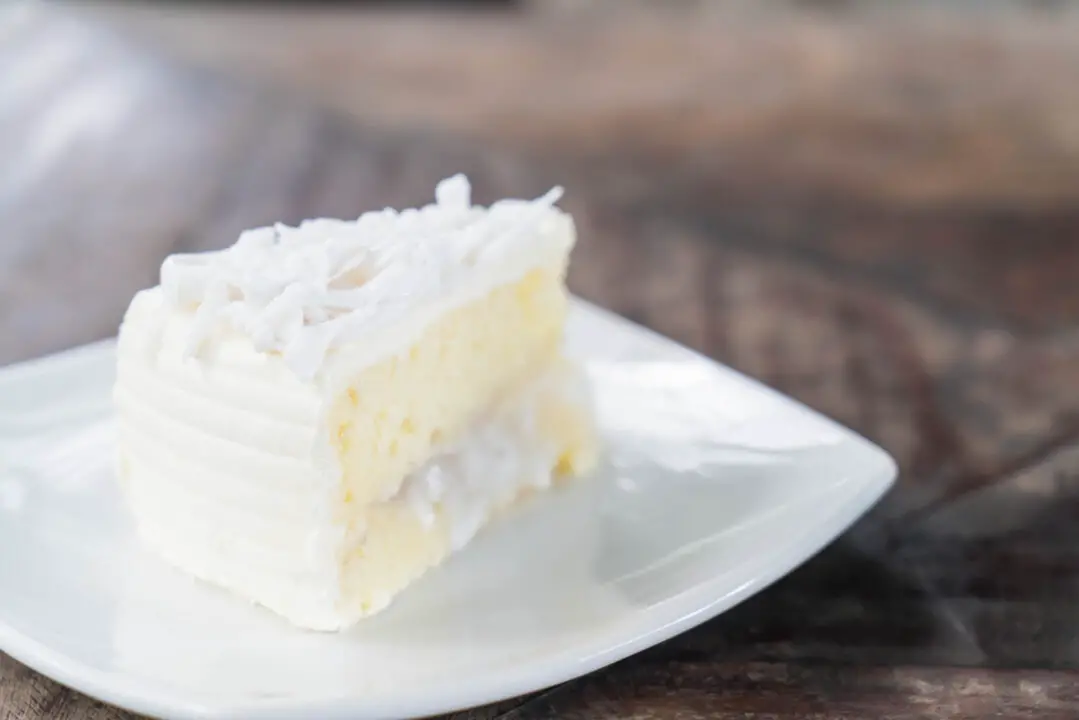 Como Fazer um Bolo Branco Perfeito para Festas e Ocasiões Especiais