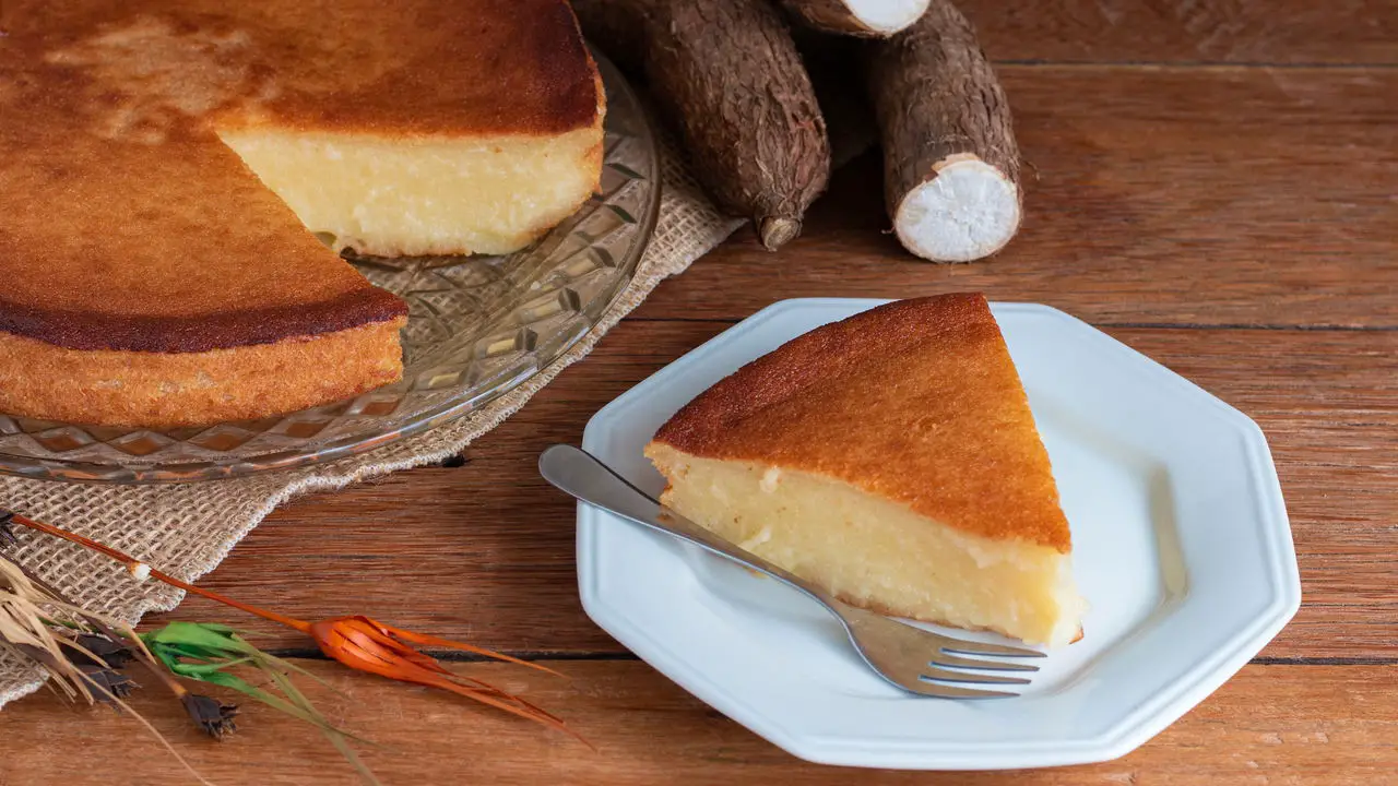 Como Preparar Bolo de Aipim Cozido Tradicional e Irresistível!