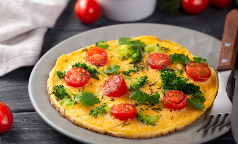 Omelete de Forno com Batatas para você fazer agora!