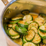 Receita de Abobrinha Refogada com Alho e Cebola