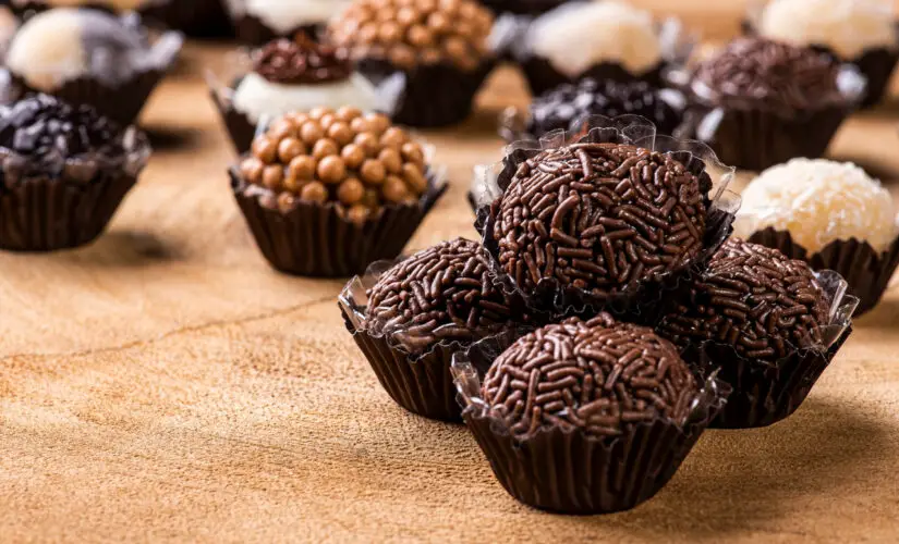 Receita Fácil de Brigadeiro Sem Leite Condensado!