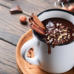 Como Fazer Chocolate Quente Perfeito em 15 Minutos!