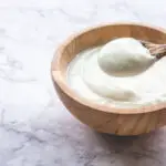 Como Fazer Iogurte Natural com Apenas 2 Ingredientes!