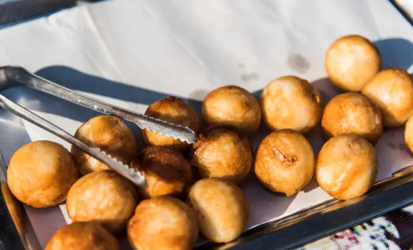 O Melhor Bolinho de Chuva do Mundo com Açúcar e Canela!