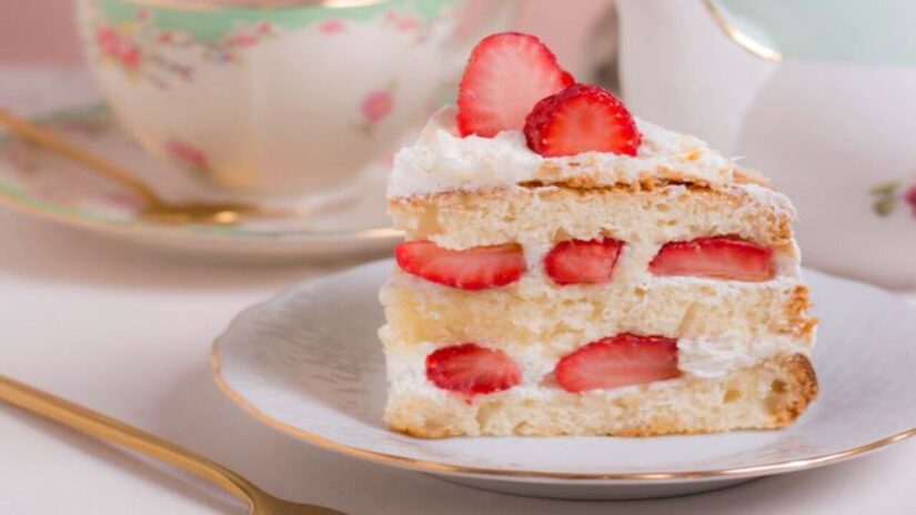 Bolo de Morango  - freepik