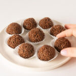 Como Fazer Brigadeiro Sem Leite Condensado Simples e Cremoso!